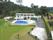 EN VENTA CASA CAMPESTRE POR TARAPACA