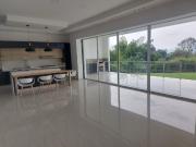 EN VENTA CASA CAMPESTRE VIA A ARMENIA