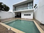 En Venta Casa Con Acabados De Calidad Y Amplios...