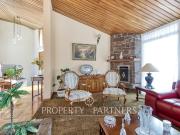 En Venta casa con amplio terreno en Jardines Del Sur