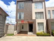 En Venta Casa con área verde en Av. de los Migrantes –...