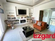 En venta casa con cinco recamaras en Lomas de Cocoyoc