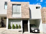 En Venta casa de 120 M², ubicada en Conjunto Portal de...