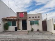 En venta casa de 1 planta en cumbres del lago 2...
