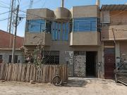 EN VENTA CASA DE 2 PISOS EN JOSE LEONARDO ORTIZ CHICLAYO...