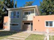 En Venta, Casa de 3 Dormitorios, B° Privado Paraíso del...