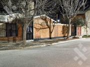 En Venta, Casa de 3 Habitaciones, Villa Manzano