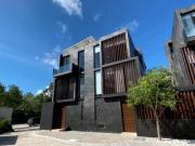 En venta casa de 3 Recámaras con alberca en Aldea Zama...