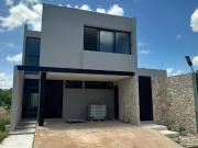 EN VENTA CASA DE 3 RECÁMARAS | VÍA NOVA, FRACC. LAS...