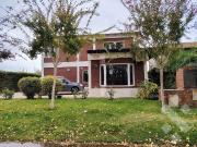 En Venta, Casa de 4 dormitorios, Barrio Los Cerezos I