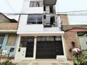 EN VENTA CASA DE 4 PISOS en el Distrito de San Martín de...