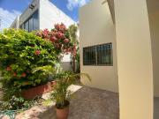 En Venta, Casa de 4 recámaras, 2 en P.B Fracc. del Norte...