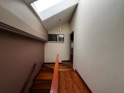 En Venta Casa de 5 Dormitorios muy amplia por la Av....