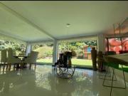 EN VENTA CASA DE DOS NIVELES SECTOR LOMA DEL ZORRO EN EL...