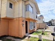 En venta casa de dos pisos en condominio Veracruz,...