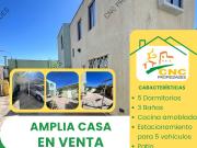 ¡EN VENTA! Casa de dos pisos + mini departamento... ¡EN VENTA! Casa de dos pisos + mini departamento...