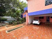 EN VENTA CASA DE DOS PLANTAS EN CHUBURNA CON TERRENO DE...