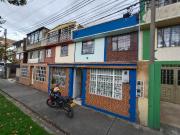 EN VENTA – CASA DE DOS PLANTAS SOBRE LOTE INDEPENDIENTE...