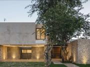 EN VENTA CASA DE LUJO CON ALBERCA EN PRIVADA CON...