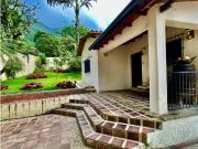 En venta CASA en Altamira. Una planta. Amplio jardín.... En venta CASA en Altamira. Una planta. Amplio jardín....