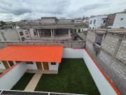 EN VENTA CASA EN CASHAPAMBA CON ELEGANTES ACABADOS...