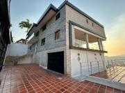 En Venta Casa en Colinas de los Chaguaramos MGG