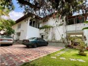 En Venta Casa en Colinas de Santa Mónica. Libertador Caracas