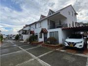 EN VENTA CASA EN CONJUNTO CERRADO DE AV SUR