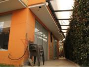 EN VENTA CASA EN CONJUNTO CERRADO DE TRES NIVELES EN...