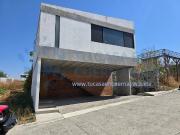 EN VENTA CASA EN FRACCIONAMIENTO