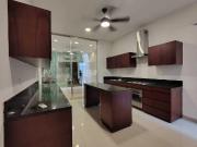 EN VENTA CASA EN FRACCIONAMIENTO PRIVADO AL NORTE DE A...