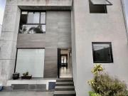 EN VENTA CASA EN HACIENDA DE LAS PALMAS
