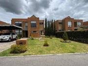 En venta Casa en Hacienda Fontanar