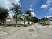 En Venta Casa en Prados del Este para Remodelar