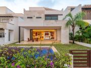 En Venta Casa en Residencial Isla Dorada Canc?n