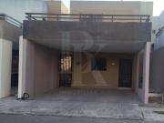 EN VENTA ! CASA EN VALLE AZUL.