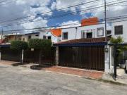 EN VENTA CASA EN VILLAS DE CHUBURNA, MÉRIDA, YUCATÁN