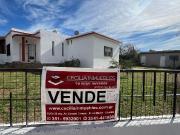 EN VENTA CASA MAS DEPARTAMENTO CON PILETA EN EL CENTRO...