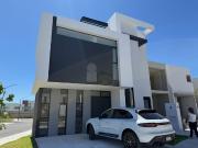 En venta casa nueva en Valle de Juriquilla