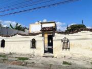 En Venta Casa para Remodelar con Amplio Terreno, La...