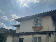 En Venta Casa Para Remodelar, ubicada en El Castaño Mcy