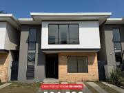 EN VENTA: casa por estrenar en urbanizacion privada, Machala