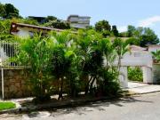 En venta casa Prados del Este, Calle Cerrada 842M² 5+5+4