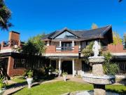 EN VENTA CASA QUINTA CON PILETA ACANTILADOS