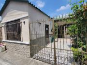 En Venta Casa Remodelada de Una Planta en La Joya, Nuevo...