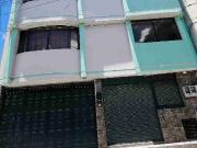 En venta casa rentera de 4 pisos y medio en El Calzado –...