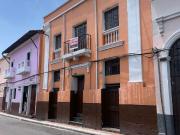 EN VENTA CASA RENTERA, SECTOR CENTRO HISTÓRICO QUITO