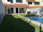 EN VENTA CASA SOLA NUEVA MODERNA DENTRO PRIVADA CON...