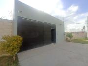 EN VENTA! CASA TRES RECÁMARAS, SALA DE TV. STA....