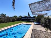 EN VENTA CASA UNDORMITORIO CON PILETA Y QUINCHO EN PUNTA...